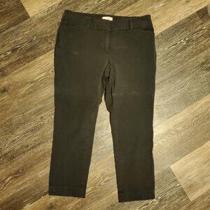 Women's Loft Khaki Pants. Size 10 Black, Curvy, Skinny ankle, stretch, Good Con